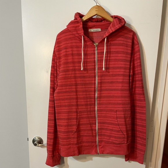 トップス the red thread S zip up hoodie THEREDTHREAD / ザレッドスレッド】S zip up hoodie
